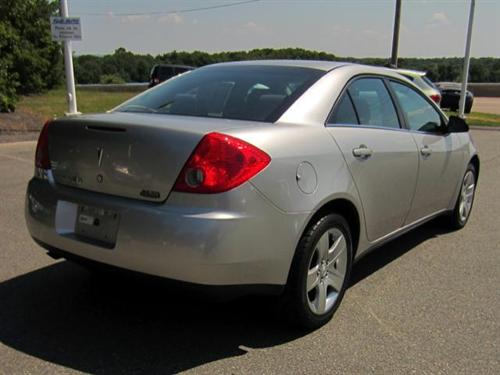Pontiac G6 2008 photo 2