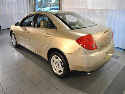 Pontiac G6 2008 photo 2