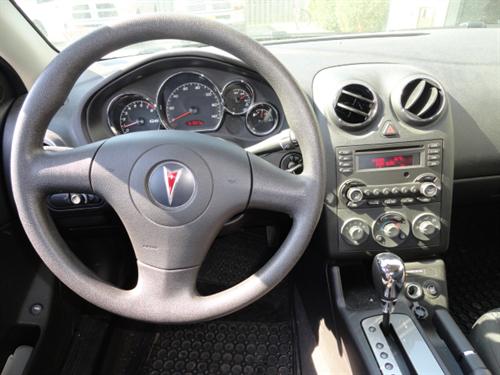 Pontiac G6 2008 photo 2