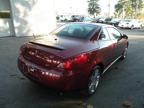 Pontiac G6 2008 photo 2