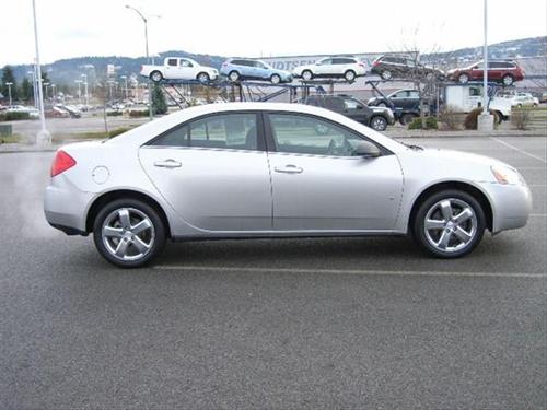 Pontiac G6 2008 photo 2