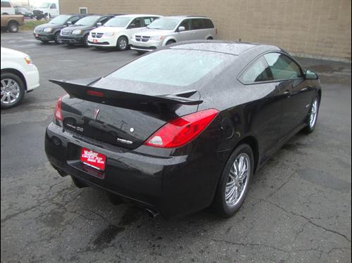 Pontiac G6 2008 photo 2