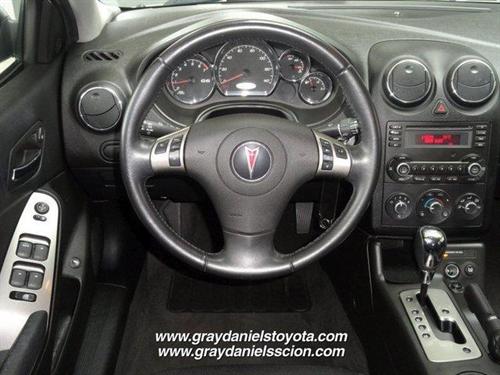 Pontiac G6 2008 photo 2