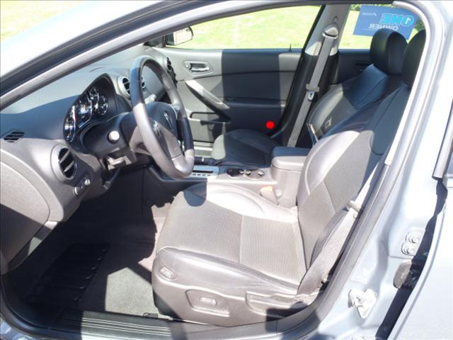 Pontiac G6 2008 photo 2