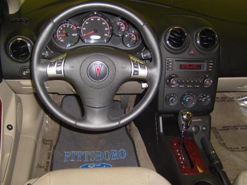 Pontiac G6 2008 photo 2