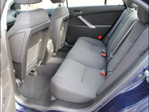 Pontiac G6 2008 photo 2