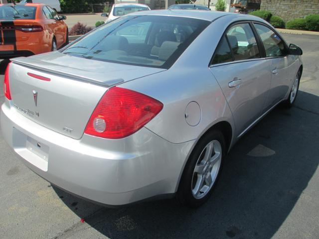 Pontiac G6 2009 photo 1