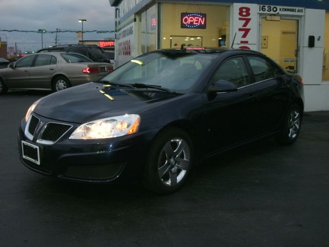 Pontiac G6 2009 photo 2