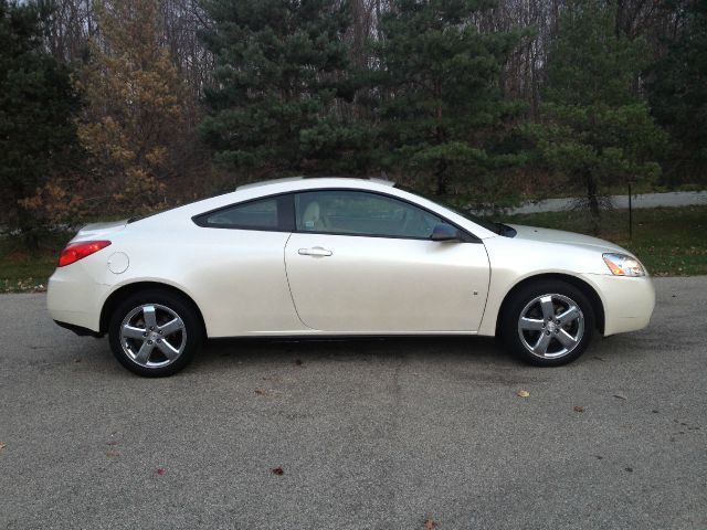 Pontiac G6 2009 photo 1