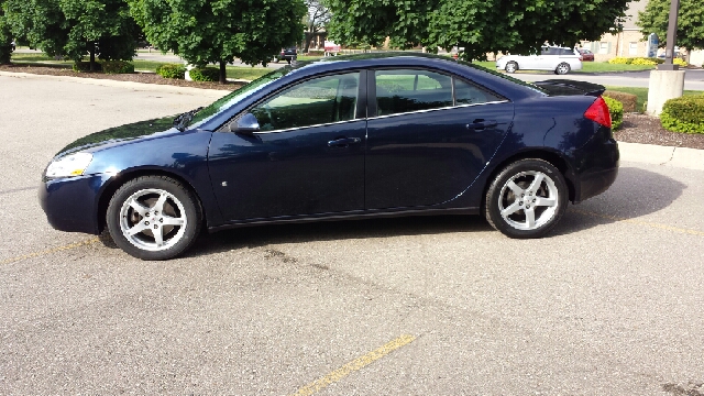 Pontiac G6 2009 photo 2