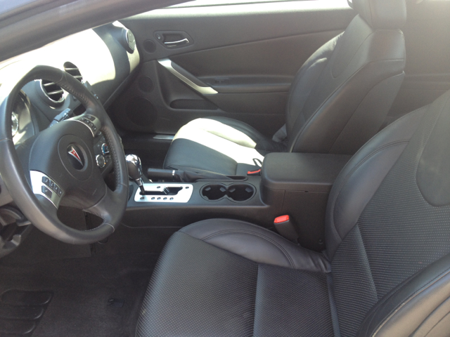 Pontiac G6 2009 photo 1