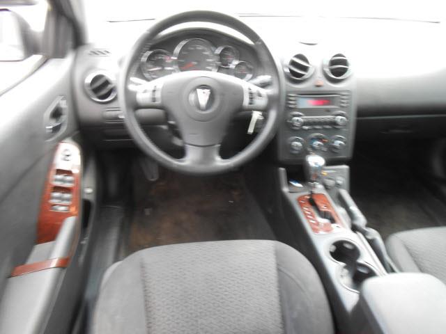 Pontiac G6 2009 photo 13