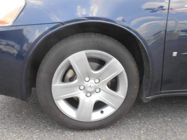 Pontiac G6 2009 photo 20