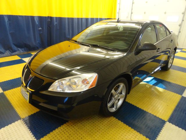 Pontiac G6 XUV SLE 4WD Sedan