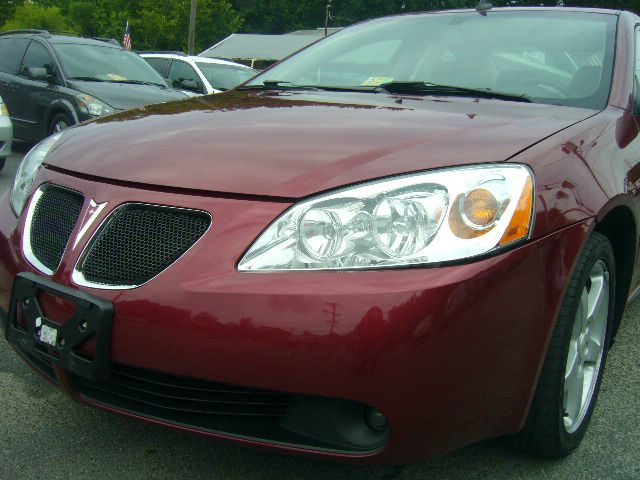 Pontiac G6 XUV SLE 4WD Sedan