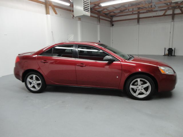 Pontiac G6 2009 photo 2