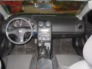 Pontiac G6 2009 photo 2