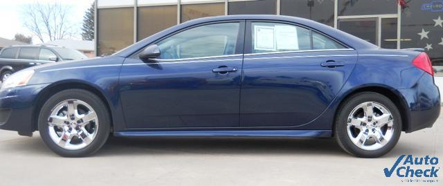 Pontiac G6 2010 photo 1