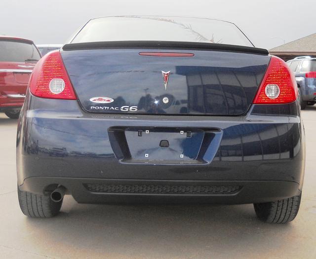 Pontiac G6 2010 photo 5