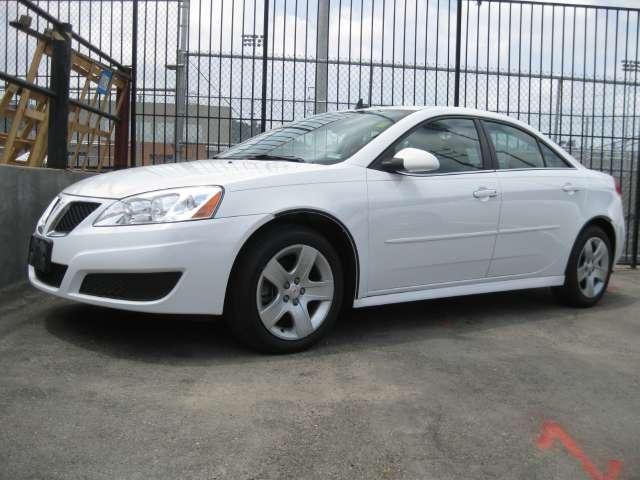 Pontiac G6 Base Sedan