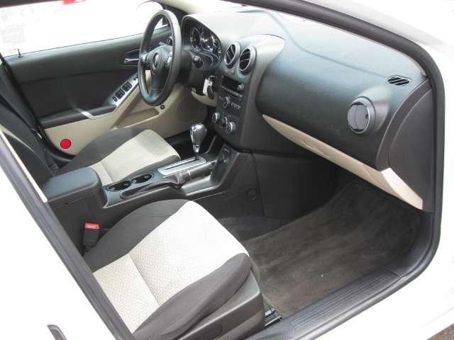 Pontiac G6 2010 photo 3