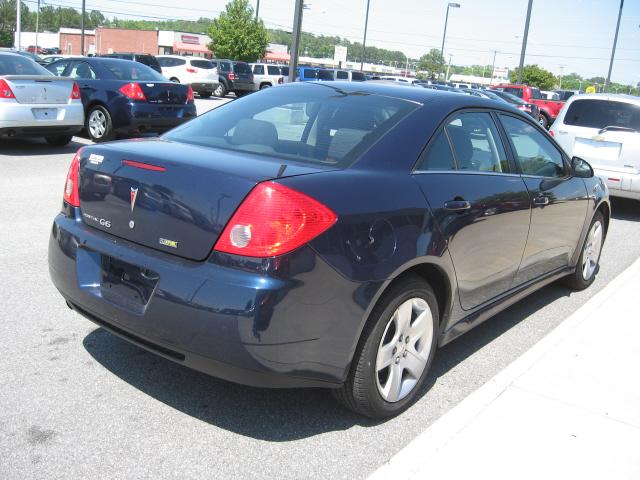Pontiac G6 2010 photo 3