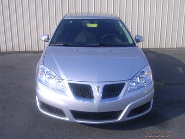 Pontiac G6 2010 photo 1