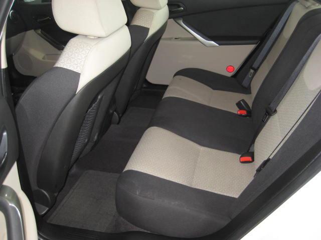 Pontiac G6 2010 photo 5