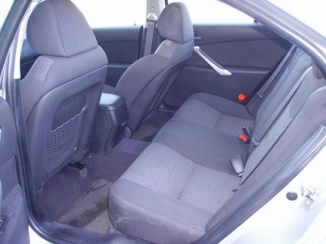 Pontiac G6 2010 photo 5
