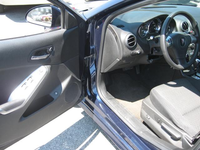 Pontiac G6 2010 photo 5