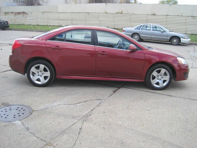 Pontiac G6 2010 photo 3