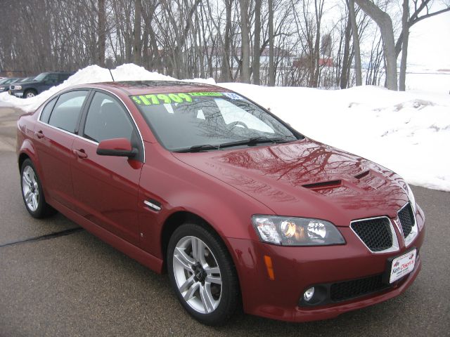 Pontiac G8 2009 photo 3