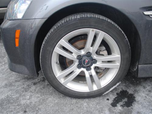Pontiac G8 2009 photo 1