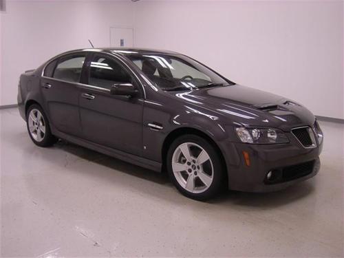 Pontiac G8 2009 photo 2
