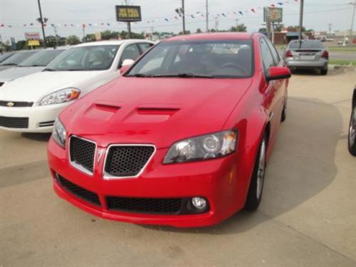 Pontiac G8 2009 photo 1