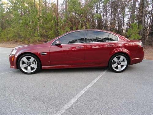 Pontiac G8 2009 photo 2