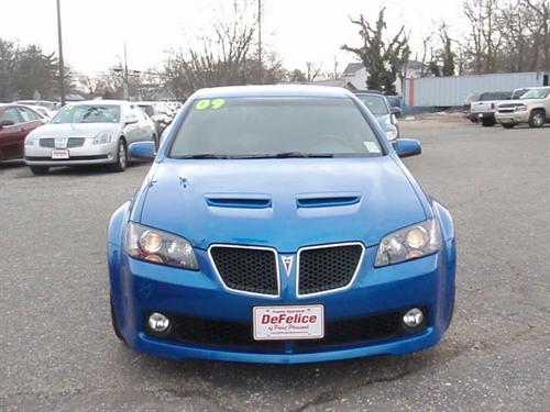Pontiac G8 2009 photo 1