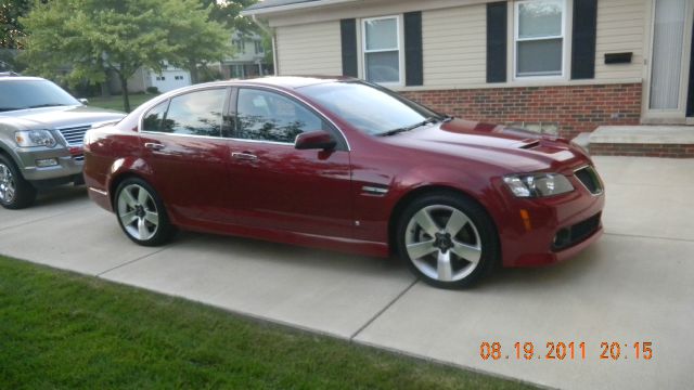 Pontiac G8 2009 photo 3