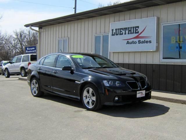 Pontiac G8 2009 photo 1