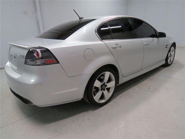 Pontiac G8 XUV SLE 4WD Sedan