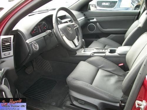 Pontiac G8 2009 photo 1