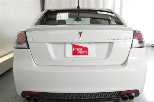 Pontiac G8 2009 photo 1