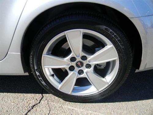 Pontiac G8 2009 photo 3