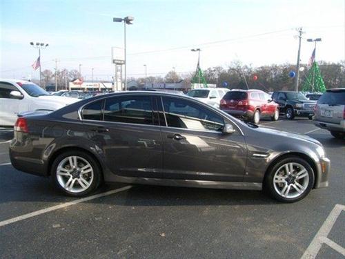 Pontiac G8 2009 photo 3