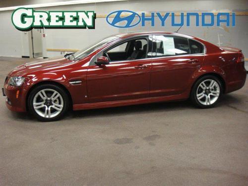 Pontiac G8 2009 photo 2