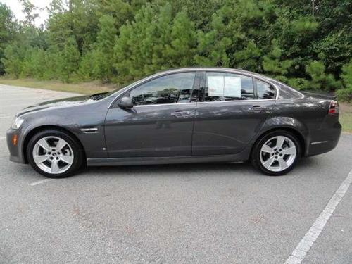 Pontiac G8 2009 photo 1