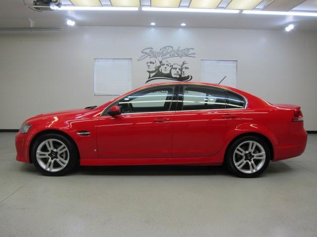 Pontiac G8 2009 photo 3