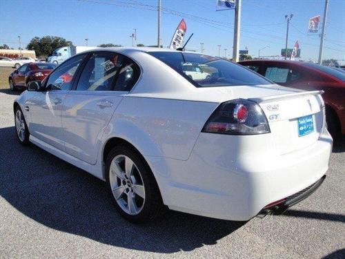 Pontiac G8 2009 photo 4