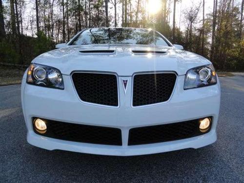 Pontiac G8 2009 photo 4
