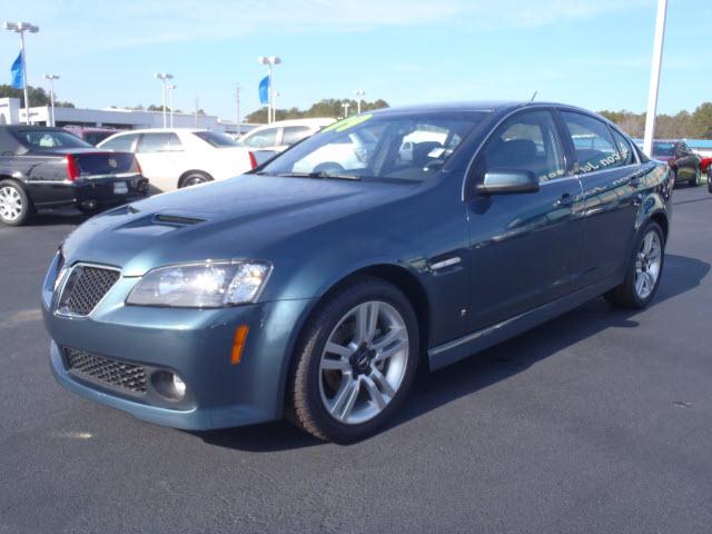 Pontiac G8 Base Sedan